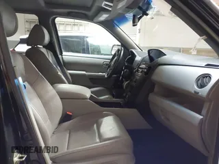 2014 Honda Pilot EX-L with VIN 5FNYF3H76EB012974, listed as a IAAI auction lot 41351669 with 110,380 mi miles and . Bid and sale history available at carsss.com. Image 5.