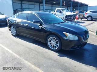 2009 Nissan Maxima 3.5 SV w/Sport Pkg with VIN 1N4AA51E99C838473, listed as a IAAI auction lot 40706438 with 205,087 mi miles. Bid and sale history available at carsss.com. Image 1.