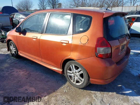 2008 Honda Fit Sport with VIN JHMGD38688S017060, listed as a IAAI auction lot 41384796 with 196,058 mi miles. Bid and sale history available at carsss.com. Image 3.