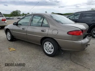 2001 Ford Escort Fleet z VIN 3FAFP13P41R160829, wystawiony jako Copart lot #57330605 z przebiegiem 79 116 mil mil oraz Nie do naprawy. Historia ofert i sprzedaży dostępna na DreamBid. Obrazek 2.