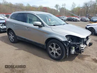 2011 Volvo XC60 3.0T с VIN YV4902DZXB2189062, выставлен на аукционе IAAI как лот 42091241 с пробегом 180 008 миль миль и . История ставок и продаж доступна на DreamBid. Изображение 1.
