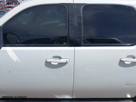 2007 Chevrolet Silverado 1500 LS with VIN 3GCEC13C47G544144, listed as a IAAI auction lot 41862564 with 207,457 mi miles. Bid and sale history available at carsss.com. Image 14.