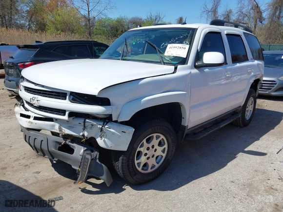 2005 Chevrolet Tahoe LT with VIN 1GNEK13T75R131741, listed as a IAAI auction lot 41992850 with 262,880 mi miles. Bid and sale history available at carsss.com. Image 2.