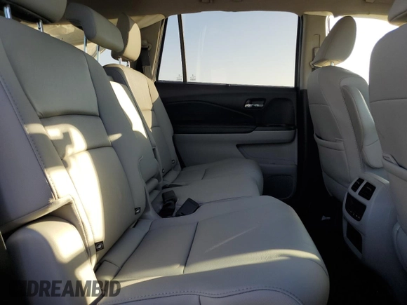 2021 Honda Pilot Special Edition with VIN 5FNYF6H2XMB087813, listed as a Copart auction lot 42349765 with 31,189 mi miles and Salvage Title. Bid and sale history available at DreamBid. Image 11.