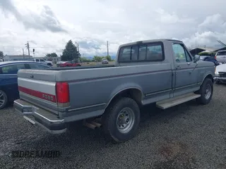 1990 Ford F-250 с VIN 2FTHF25HXLCA21768, выставлен на аукционе IAAI как лот 42224384 с пробегом 90 158 миль миль и . История ставок и продаж доступна на DreamBid. Изображение 4.