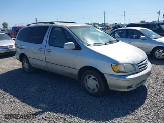 2003 Toyota Sienna LE with VIN 4T3ZF13C83U550595, listed as a IAAI auction lot 42109391 with 195,592 mi miles. Bid and sale history available at carsss.com. Image 1.