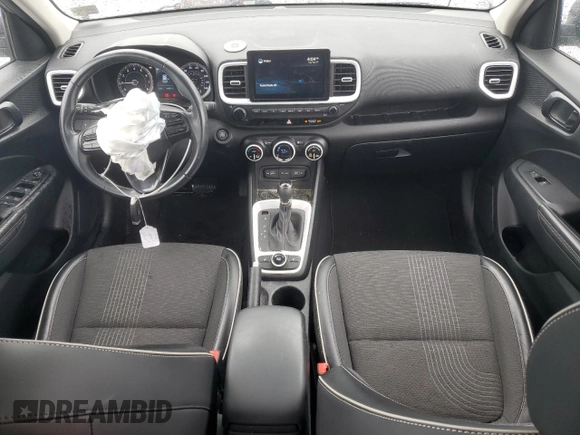 2022 Hyundai Venue SEL with VIN KMHRC8A31NU176041, listed as a Copart auction lot 58560355 with 59,621 mi miles and Salvage title. Bid and sale history available at DreamBid. Image 8.