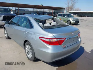 2017 Toyota Camry XLE z VIN 4T1BF1FK0HU391480, wystawiony jako IAAI lot #41775274 z przebiegiem 138 304 mil mil oraz . Historia ofert i sprzedaży dostępna na DreamBid. Obrazek 3.