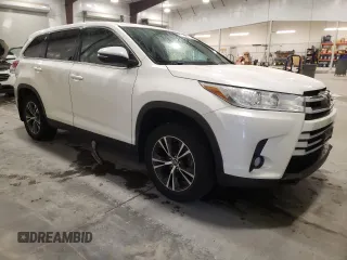 2019 Toyota Highlander LE with VIN 5TDBZRFH7KS737812, listed as a Copart auction lot 42648664 with 42,251 mi miles and Non repairable. Bid and sale history available at DreamBid. Image 4.