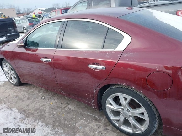 2012 Nissan Maxima 3.5 S with VIN 1N4AA5AP6CC842148, listed as a IAAI auction lot 41352124 with 124,852 mi miles. Bid and sale history available at carsss.com. Image 15.