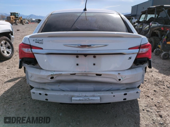 2014 Chrysler 200 Limited with VIN 1C3CCBCG6EN186490, listed as a Copart auction lot 50749665 with 104,009 mi miles and Salvage Title. Bid and sale history available at carsss.com. Image 6.