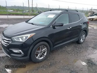 2017 Hyundai Santa Fe 2.4L z VIN 5NMZU3LB3HH011127, wystawiony jako IAAI lot #42369671 z przebiegiem 91 634 mil mil oraz . Historia ofert i sprzedaży dostępna na DreamBid. Obrazek 17.