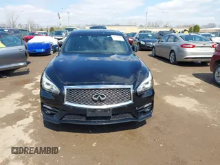 2015 Infiniti Q70 with VIN JN1BY1ARXFM562402, listed as a IAAI auction lot 41910400 with 131,469 mi miles and . Bid and sale history available at DreamBid. Image 13.