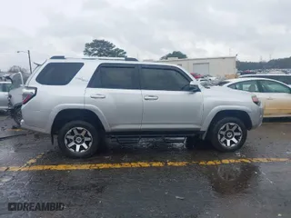 2018 Toyota 4Runner SR5 with VIN JTEBU5JR0J5550614, listed as a IAAI auction lot 41768811 with 175,400 mi miles. Bid and sale history available at carsss.com. Image 13.