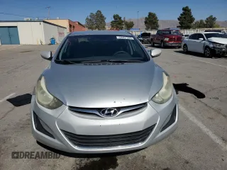 2016 Hyundai Elantra SE z VIN 5NPDH4AE5GH742001, wystawiony jako Copart lot #53357995 z przebiegiem 80 439 mil mil oraz Czysty tytuł • Clean title. Historia ofert i sprzedaży dostępna na DreamBid. Obrazek 5.