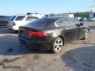 2018 Jaguar XE 25t with VIN SAJAR4FX7JCP35484, listed as a IAAI auction lot 41312008 with 1 mi miles. Bid and sale history available at carsss.com. Image 4.