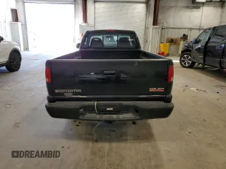 2003 GMC Sonoma SLS with VIN 1GTCS14X938267079, listed as a Copart auction lot 89083215 with 146,335 mi miles and Clean Title. Bid and sale history available at carsss.com. Image 6.
