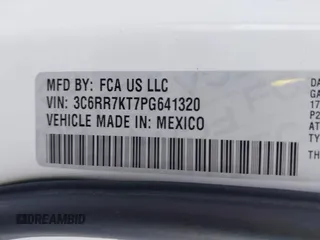 2023 Ram 1500 Express z VIN 3C6RR7KT7PG641320, wystawiony jako IAAI lot #41072163 z przebiegiem 30 464 mil mil oraz . Historia ofert i sprzedaży dostępna na DreamBid. Obrazek 9.