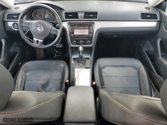 2012 Volkswagen Passat SE w/Sunroof with VIN 1VWBH7A35CC047429, listed as a Copart auction lot 45800395 with 221,051 mi miles and Non Repairable. Bid and sale history available at carsss.com. Image 8.
