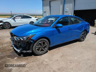 2025 Nissan Sentra SV z VIN 3N1AB8CV4SY286564, wystawiony jako Copart lot #60025165 z przebiegiem 5 974 mil mil oraz Czysty tytuł • Clean title. Historia ofert i sprzedaży dostępna na DreamBid. Obrazek 1.