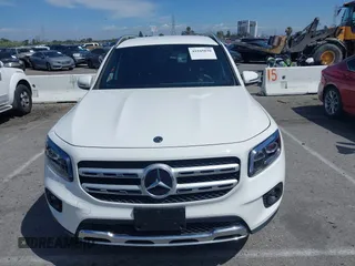 2020 Mercedes-Benz GLB 250 z VIN W1N4M4GB2LW013220, wystawiony jako IAAI lot #41945030 z przebiegiem 100 110 mil mil oraz . Historia ofert i sprzedaży dostępna na DreamBid. Obrazek 12.