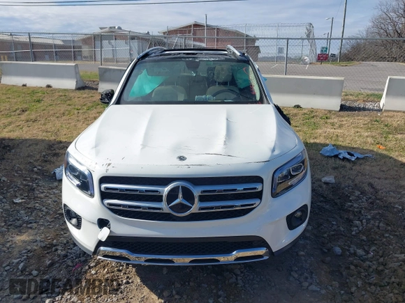 2023 Mercedes-Benz GLB 250 z VIN W1N4M4GB0PW311772, wystawiony jako IAAI lot #41192570 z przebiegiem 20 548 mil mil oraz . Historia ofert i sprzedaży dostępna na DreamBid. Obrazek 12.