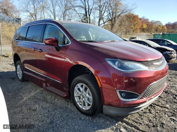 2020 Chrysler Pacifica Touring L with VIN 2C4RC1BG4LR158074, listed as a Copart auction lot 47098975 with NaN miles and Salvage Title. Bid and sale history available at carsss.com. Image 4.