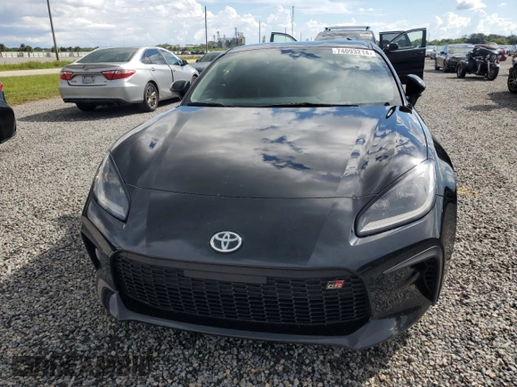 2023 Toyota GR86 Premium with VIN JF1ZNBE13P9756665, listed as a Copart auction lot 74093214 with 26,767 mi miles and Non Repairable. Bid and sale history available at carsss.com. Image 5.