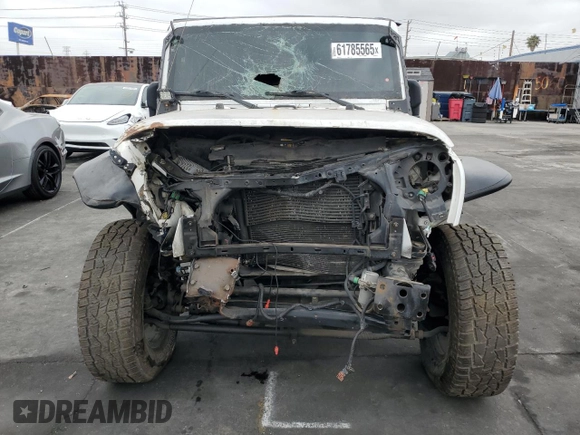 2018 Jeep Wrangler Unlimited Sport S with VIN 1C4BJWDG9JL887033, listed as a Copart auction lot 61785565 with 66,725 mi miles and Salvage title. Bid and sale history available at DreamBid. Image 5.