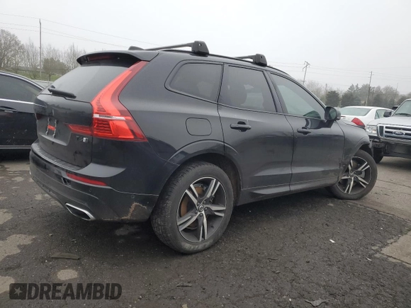 2018 Volvo XC60 R-Design with VIN YV4A22RM0J1047067, listed as a Copart auction lot 88360895 with 62,658 mi miles and Salvage title. Bid and sale history available at DreamBid. Image 3.
