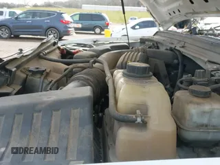 2009 Ford F-250 с VIN 1FDNF21579EA07923, выставлен на аукционе IAAI как лот 41863139 с пробегом 269 940 миль миль и . История ставок и продаж доступна на DreamBid. Изображение 13.