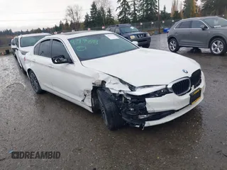 2017 BMW 5 Series 530i с VIN WBAJA5C38HG894690, выставлен на аукционе IAAI как лот 40831511 с пробегом Не указан миль и . История ставок и продаж доступна на DreamBid. Изображение 1.