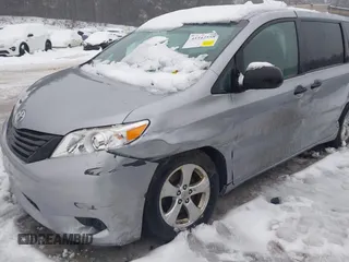 2017 Toyota Sienna L with VIN 5TDZZ3DC9HS802672, listed as a IAAI auction lot 41542558 with 147,788 mi miles and . Bid and sale history available at DreamBid. Image 6.