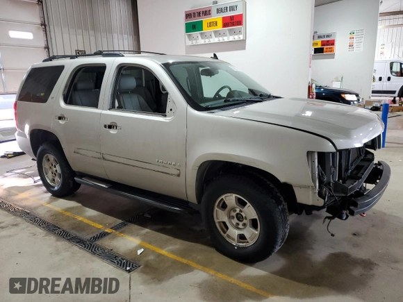 2009 Chevrolet Tahoe 2LT z VIN 1GNFK23099R224458, wystawiony jako Copart lot #59935215 z przebiegiem 229 549 mil mil oraz Szkoda całkowita • Salvage title. Historia ofert i sprzedaży dostępna na DreamBid. Obrazek 4.