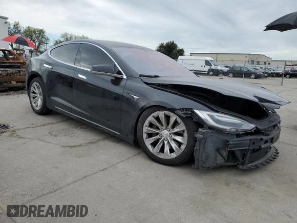 2018 Tesla Model S 75D with VIN 5YJSA1E29JF293521, listed as a Copart auction lot 50104625 with 93,428 mi miles and Salvage Title. Bid and sale history available at DreamBid. Image 4.
