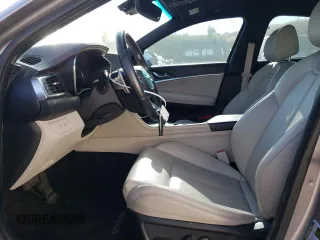 2022 Genesis G70 2.0T with VIN KMTG34TAXNU094665, listed as a Copart auction lot 72983604 with 31,513 mi miles and Salvage Title. Bid and sale history available at DreamBid. Image 7.
