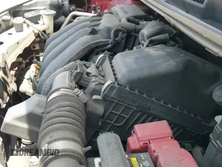 2017 Nissan Note SV z VIN 3N1CE2CP9HL365555, wystawiony jako IAAI lot #42468246 z przebiegiem 97 065 mil mil oraz . Historia ofert i sprzedaży dostępna na DreamBid. Obrazek 19.