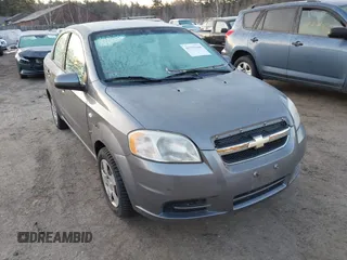 2008 Chevrolet Aveo LS with VIN KL1TD56678B252877, listed as a IAAI auction lot 41755364 with 127,186 mi miles. Bid and sale history available at carsss.com. Image 1.
