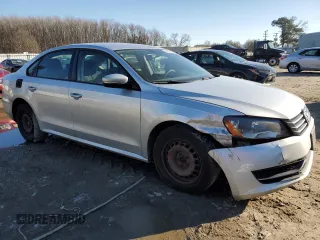 2014 Volkswagen Passat S w/Nav with VIN 1VWAP7A36EC019494, listed as a Copart auction lot 41654365 with 95,322 mi miles and Salvage Title. Bid and sale history available at carsss.com. Image 4.