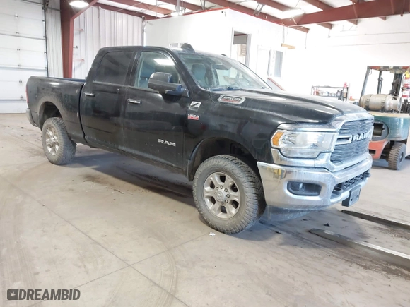 2019 Ram 2500 Big Horn with VIN 3C6UR5DJ8KG570650, listed as a IAAI auction lot 41646906 with 187,522 mi miles. Bid and sale history available at carsss.com. Image 1.