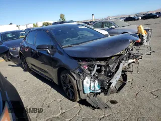 2023 Toyota Corolla Hatchback XSE with VIN JTNC4MBE1P3204795, listed as a Copart auction lot 67575634 with 31,451 mi miles and Salvage Title. Bid and sale history available at carsss.com. Image 4.
