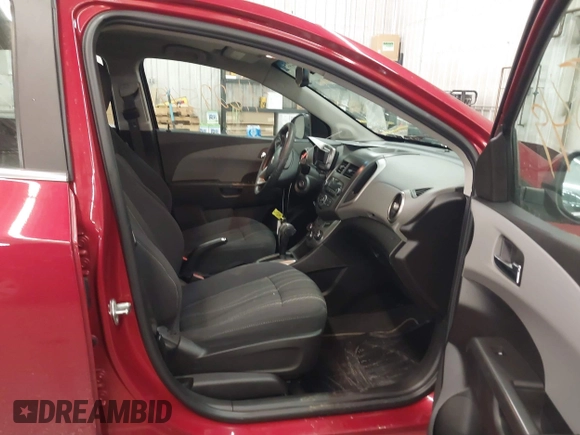 2014 Chevrolet Sonic LT with VIN 1G1JC6SHXE4212589, listed as a IAAI auction lot 41622549 with 63,135 mi miles. Bid and sale history available at carsss.com. Image 5.
