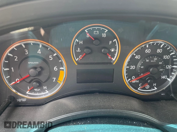 2009 Nissan Armada LE z VIN 5N1BA08C29N602446, wystawiony jako IAAI lot #42312601 z przebiegiem Nie podano mil oraz . Historia ofert i sprzedaży dostępna na DreamBid. Obrazek 6.