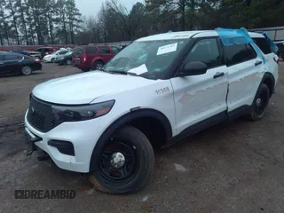 2020 Ford Police Interceptor Utility z VIN 1FM5K8AW9LGC12744, wystawiony jako IAAI lot #38471364 z przebiegiem Nie podano mil oraz . Historia ofert i sprzedaży dostępna na DreamBid. Obrazek 17.