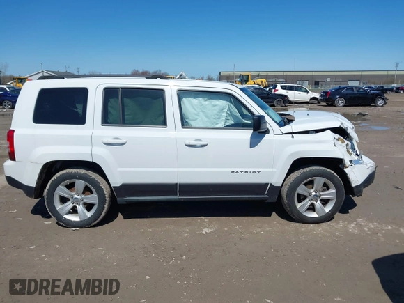2011 Jeep Patriot Sport with VIN 1J4NT1GA4BD224041, listed as a IAAI auction lot 41934301 with 118,124 mi miles and . Bid and sale history available at carsss.com. Image 13.