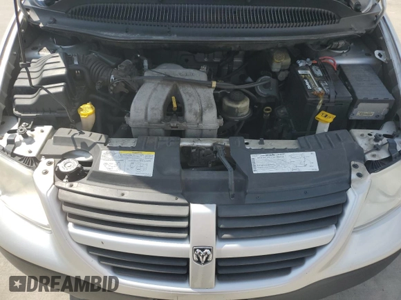 2005 Dodge Caravan SE with VIN 1D4GP25B25B224935, listed as a Copart auction lot 65548624 with 151,914 mi miles and Salvage title. Bid and sale history available at DreamBid. Image 12.
