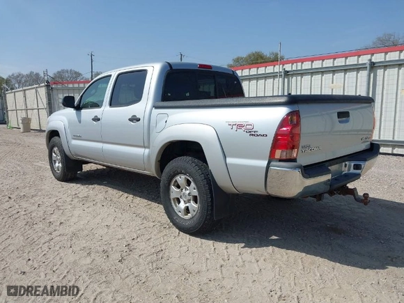 2007 Toyota Tacoma with VIN 5TELU42N47Z455347, listed as a IAAI auction lot 41730034 with 154,633 mi miles. Bid and sale history available at carsss.com. Image 3.