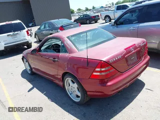 1999 Mercedes-Benz SLK 230/320 with VIN WDBKK47F0XF119354, listed as a IAAI auction lot 42489869 with 115,201 mi miles and . Bid and sale history available at DreamBid. Image 3.