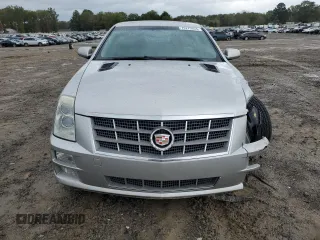 2008 Cadillac STS RWD z VIN 1G6DZ67A780174008, wystawiony jako Copart lot #79279254 z przebiegiem 133 326 mil mil oraz Szkoda całkowita • Salvage title. Historia ofert i sprzedaży dostępna na DreamBid. Obrazek 5.