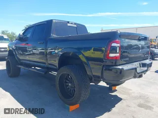 2019 Ram 2500 Laramie with VIN 3C6UR5FLXKG710325, listed as a IAAI auction lot 41853777 with 104,286 mi miles. Bid and sale history available at carsss.com. Image 3.
